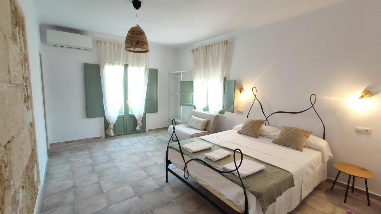 Hostal Residencia Alma Port de Alcudia  Exterior photo