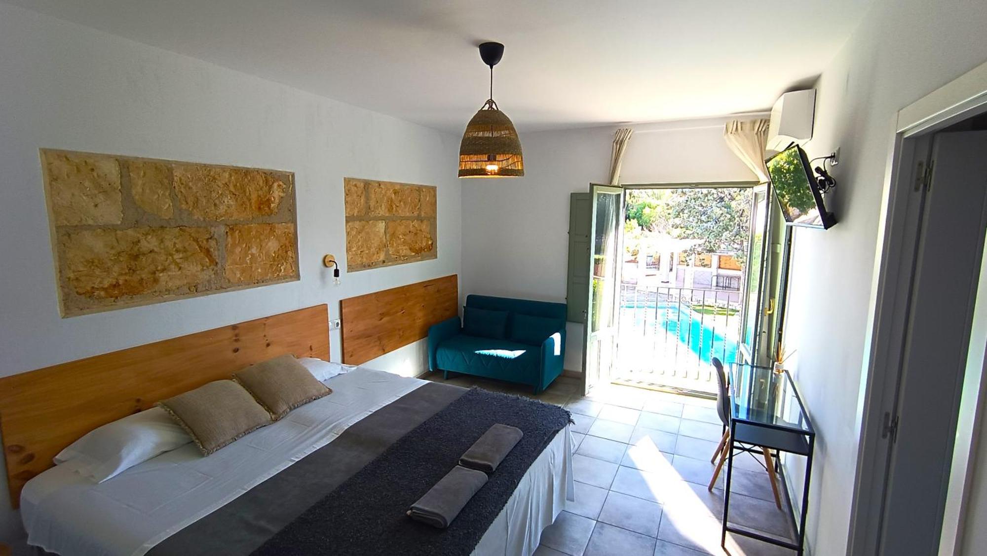 Hostal Residencia Alma Port de Alcudia  Exterior photo